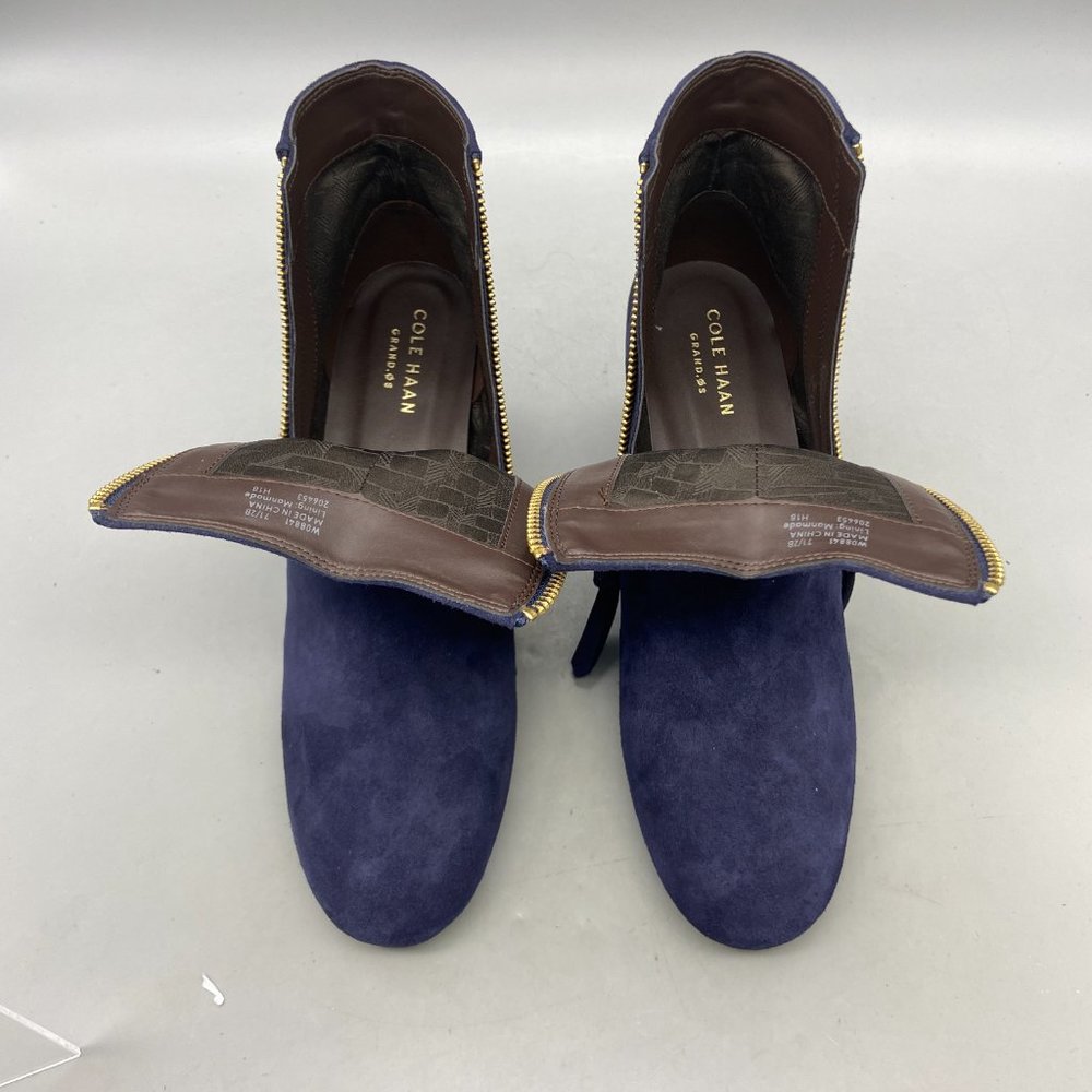 Cole Haan Saylor Grand Bootie II Women’s 6.5 M Blue Suede Ankle Boots Zipper NEW - Picture 11 of 13